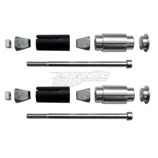 Kit screws+expanders rear fairing RR 2020 D28